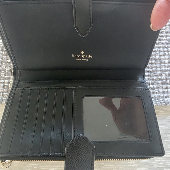 Kate SPADE Womens Wallet - Picture 3 of 6